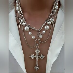 Elegant Silver and Pearl Necklace 2piece